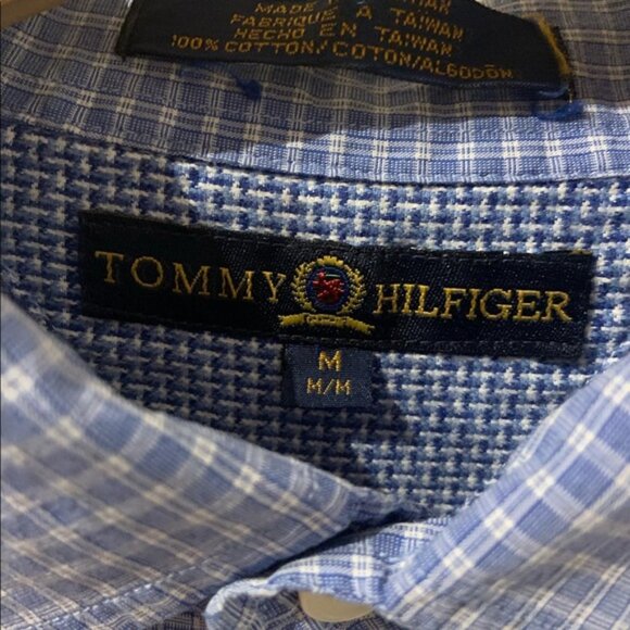 Vintage Tommy Hilfiger dressed shirt - Picture 2 of 4